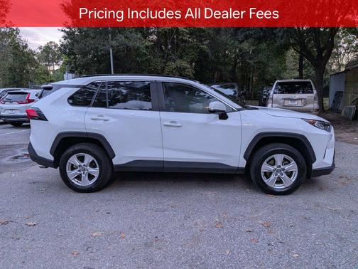 Super White 2021 Toyota RAV4 XLE