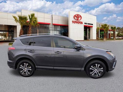Magnetic Gray Metallic 2018 Toyota RAV4 LE