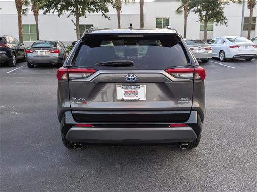 2021 Toyota RAV4 Hybrid XSE