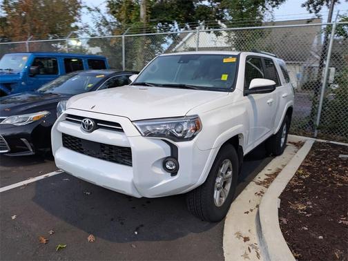 2022 Toyota 4Runner SR5