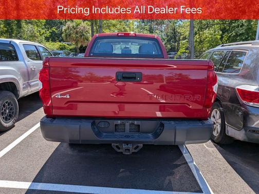 Barcelona Red Metallic 2017 Toyota Tundra SR