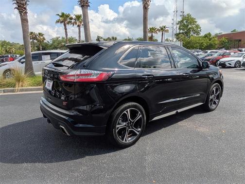 2023 Ford Edge ST