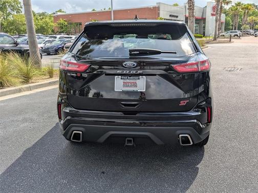 2023 Ford Edge ST