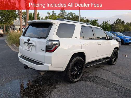 Ice Cap 2024 Toyota 4Runner SR5 Premium