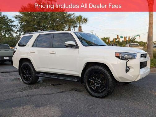 Ice Cap 2024 Toyota 4Runner SR5 Premium