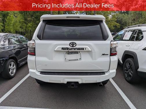 Ice Cap 2024 Toyota 4Runner SR5 Premium