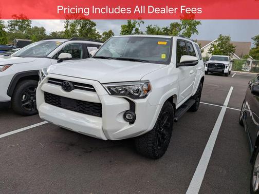 Ice Cap 2024 Toyota 4Runner SR5 Premium