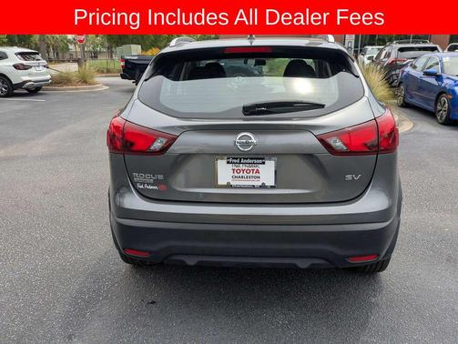 Gun Metallic 2017 Nissan Rogue Sport SV