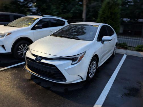 Wind Chill Pearl 2025 Toyota Corolla Hybrid LE