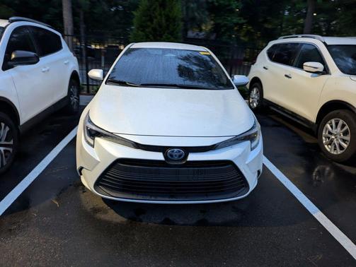 Wind Chill Pearl 2025 Toyota Corolla Hybrid LE