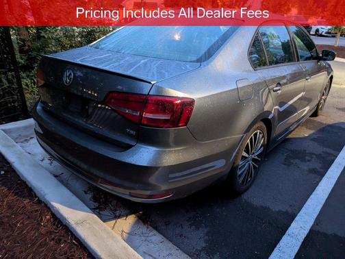 Platinum Gray Metallic 2015 Volkswagen Jetta 1.8T Sport