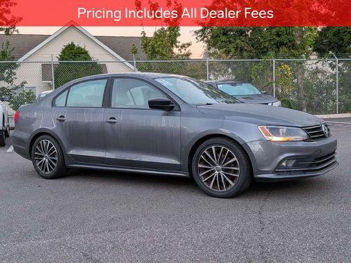 Platinum Gray Metallic 2015 Volkswagen Jetta 1.8T Sport