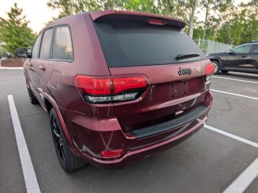 2020 Jeep Grand Cherokee Altitude