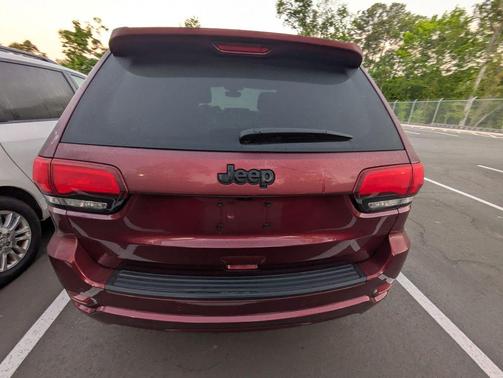 2020 Jeep Grand Cherokee Altitude