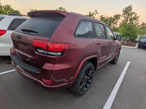 2020 Jeep Grand Cherokee Altitude