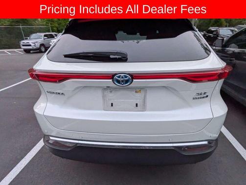 Blizzard Pearl 2021 Toyota Venza XLE
