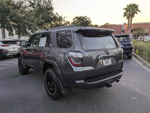2022 Toyota 4Runner SR5