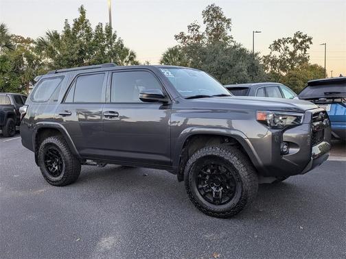 2022 Toyota 4Runner SR5