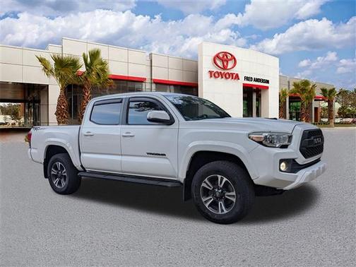 2017 Toyota Tacoma TRD Sport