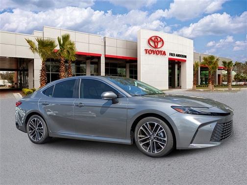 2025 Toyota Camry XLE