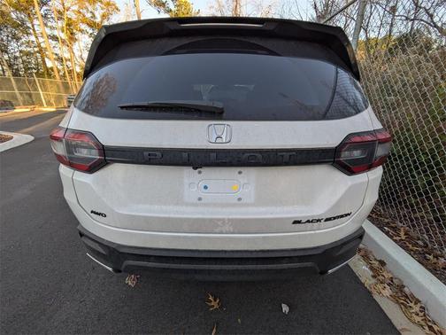 2025 Honda Pilot Black Edition