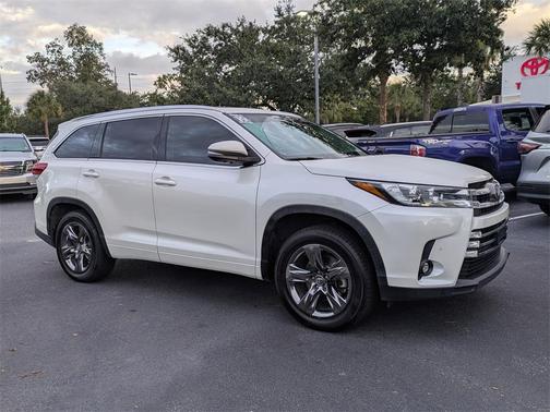 2019 Toyota Highlander Limited Platinum