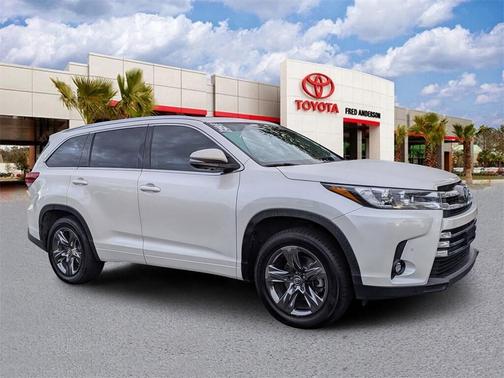 2019 Toyota Highlander Limited Platinum