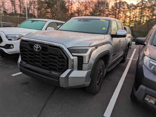 2022 Toyota Tundra SR5