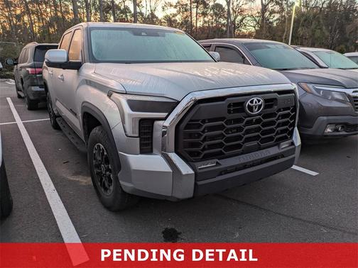2022 Toyota Tundra SR5