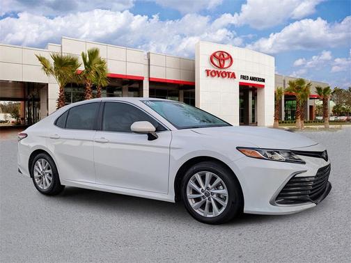 2024 Toyota Camry LE