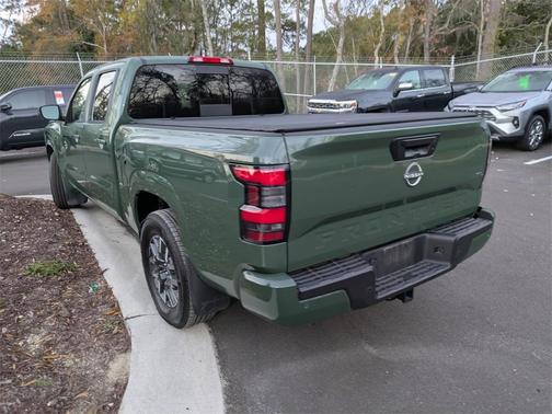 2025 Nissan Frontier SL