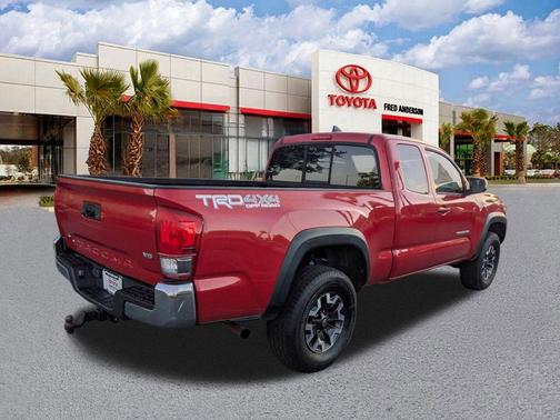 Barcelona Red Metallic 2017 Toyota Tacoma TRD Off Road