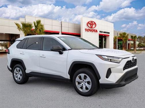 2024 Toyota RAV4 LE
