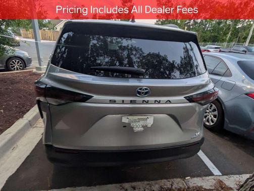 Celestial Silver Metallic 2024 Toyota Sienna XLE