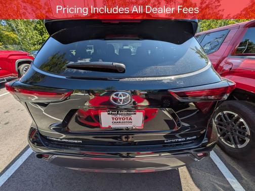 Midnight Black Metallic 2026 Toyota Highlander Limited