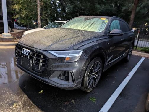 2021 Audi Q8 55 Premium Plus
