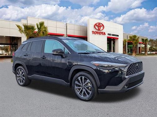 2022 Toyota Corolla Cross XLE