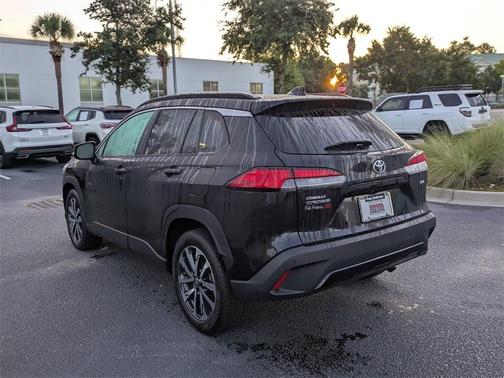 2022 Toyota Corolla Cross XLE