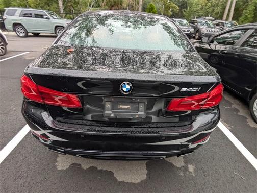2017 BMW 540 i