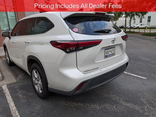 Wind Chill Pearl 2022 Toyota Highlander L