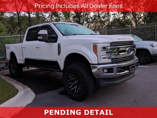 White Platinum Metallic Tri-Coat 2019 Ford F-350 Lariat