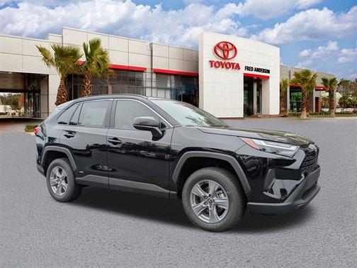 2025 Toyota RAV4 Hybrid SE