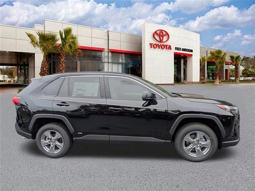 2025 Toyota RAV4 Hybrid SE