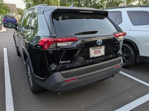2023 Toyota RAV4 Hybrid LE