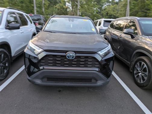 2023 Toyota RAV4 Hybrid LE