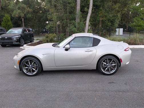 2023 Mazda MX-5 Miata RF Grand Touring