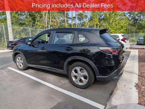 Crystal Black Pearl 2023 Honda HR-V LX
