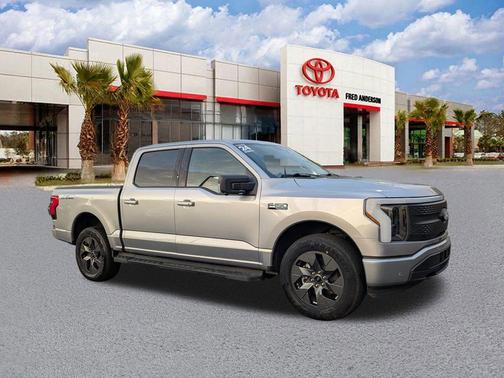 2024 Ford F-150 Lightning Flash