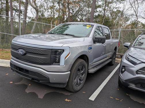 2024 Ford F-150 Lightning Flash