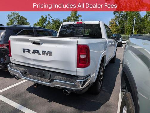 Bright White Clearcoat 2025 RAM 1500 Laramie